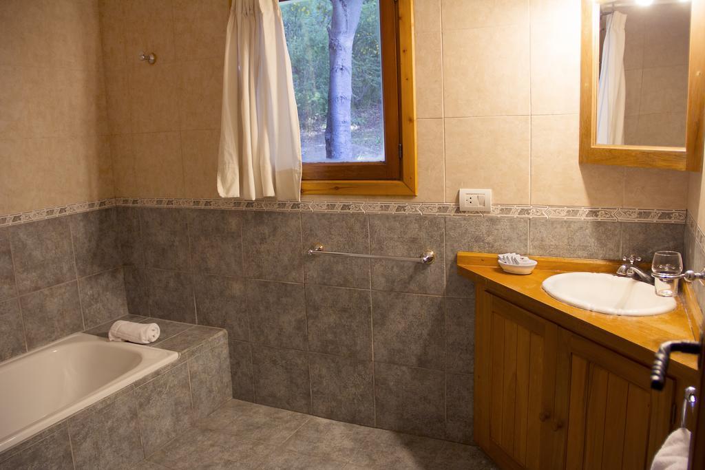 Cabanas Aldea De Los Andes Βίλα Villa La Angostura Δωμάτιο φωτογραφία